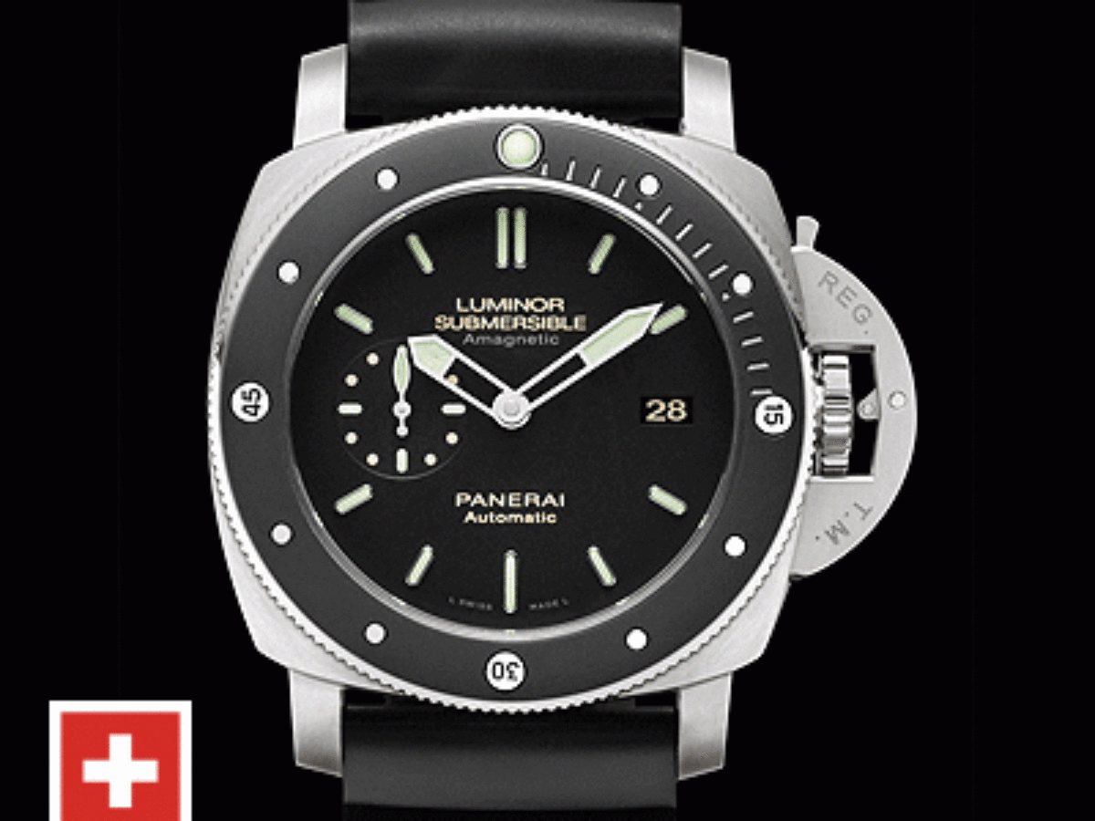 Panerai Luminor Submersible Amagnetic Swisstime Watch